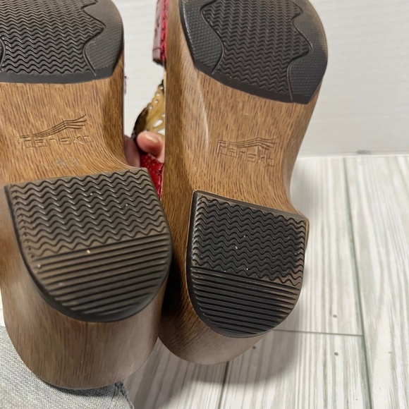 Dansko sandals red leather wedge sandals wooden heels size 37 6.5-7 - Picture 6 of 8